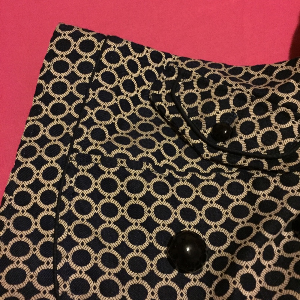 Adorable Lightweight Patterned Coat - image 6